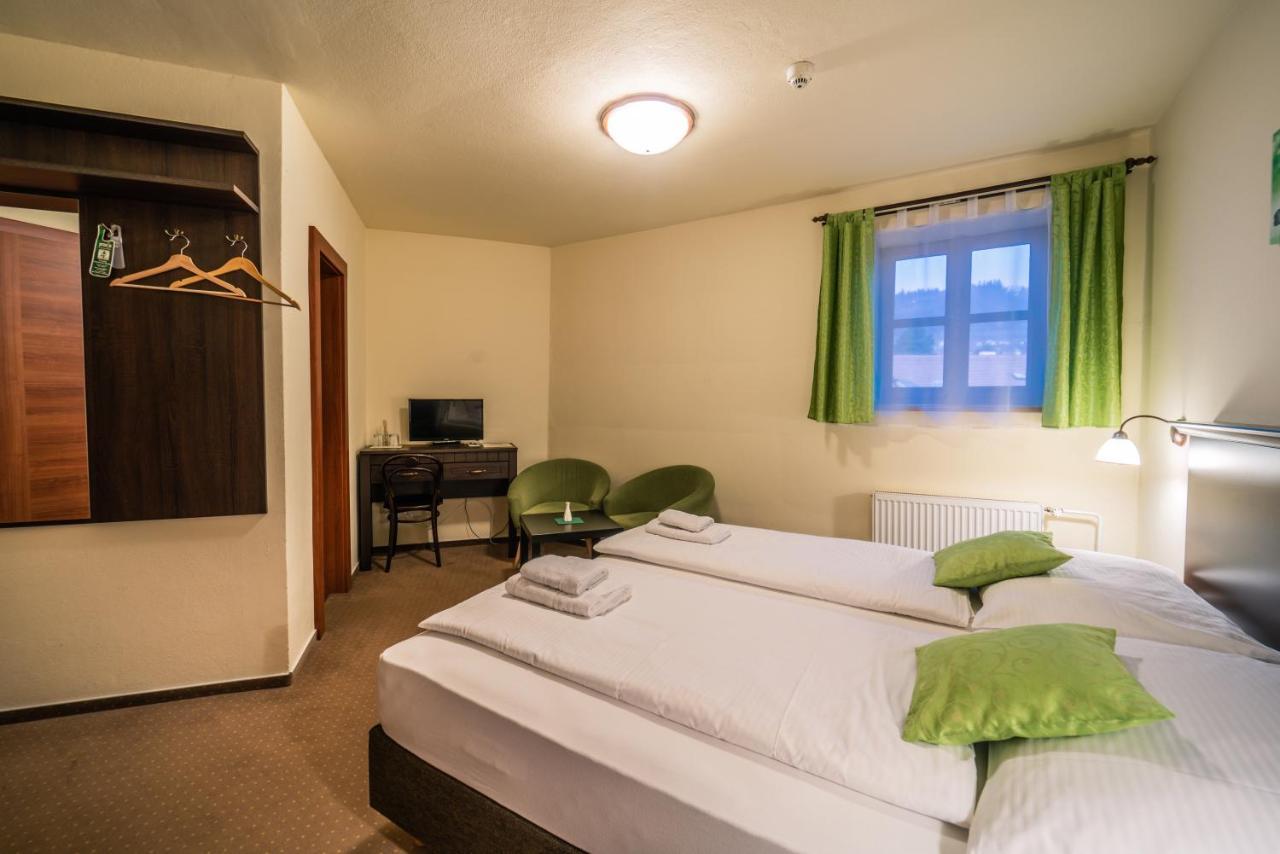 Hotel Koruna Prachatice Extérieur photo