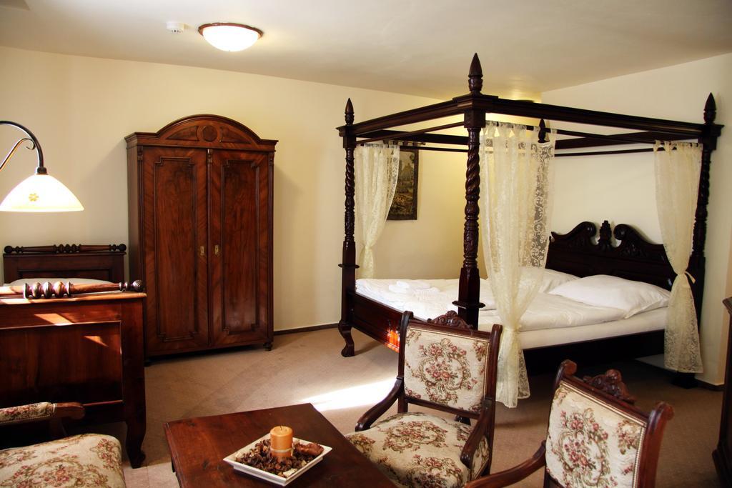 Hotel Koruna Prachatice Extérieur photo